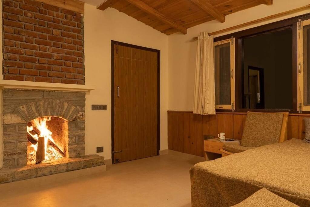 Dream Cottage 3 Pet-Friendly 2Br W Mountain View Mukteshwar Esterno foto